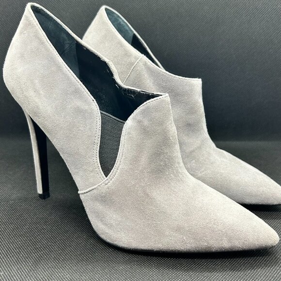 Ladies Nine West heeled boot Size 8 1/2M - Picture 2 of 4